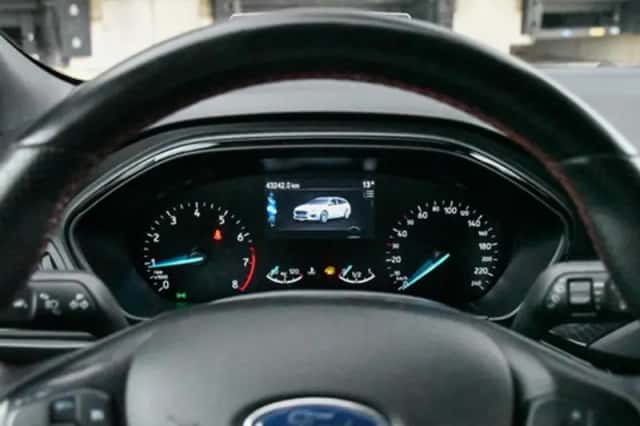 Ford Focus (2021) thumbnail 17
