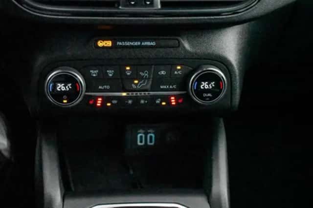 Ford Focus (2021) thumbnail 22