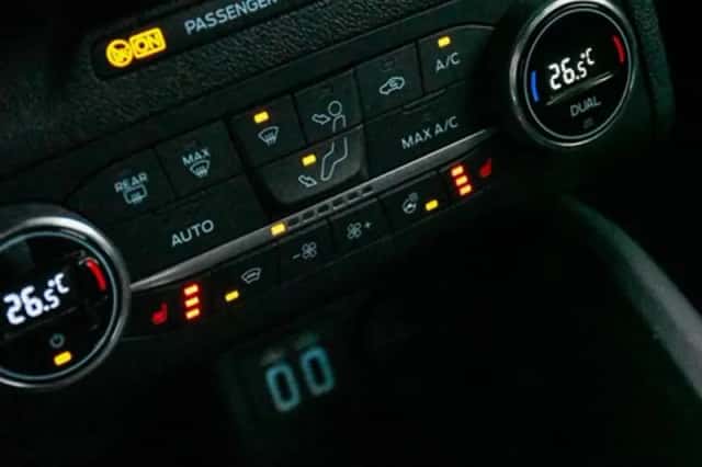 Ford Focus (2021) thumbnail 23