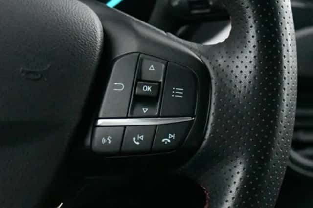 Ford Focus (2021) thumbnail 28