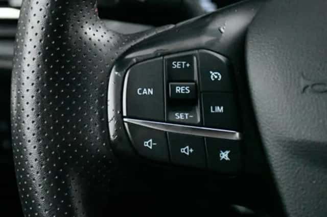 Ford Focus (2021) thumbnail 29