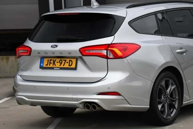 Ford Focus (2021) thumbnail 6