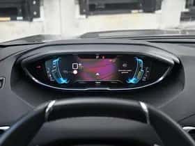 Peugeot 3008 (2023) thumbnail 17