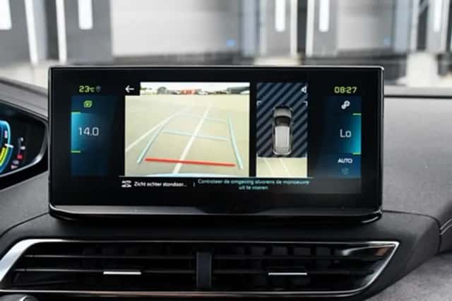 Peugeot 3008 (2023) thumbnail 22
