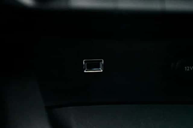 Peugeot 3008 (2023) thumbnail 26