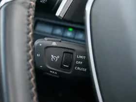 Peugeot 3008 (2023) thumbnail 30