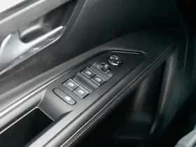 Peugeot 3008 (2023) thumbnail 32