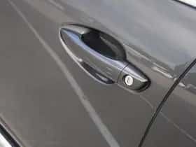 Peugeot 3008 (2023) thumbnail 33