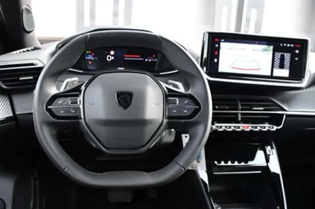 Peugeot 2008 (2024) thumbnail 13