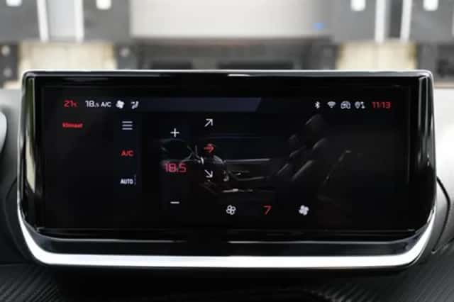 Peugeot 2008 (2024) thumbnail 19