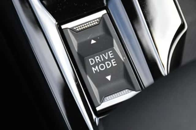 Peugeot 2008 (2024) thumbnail 24