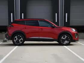 Peugeot 2008 (2024) thumbnail 4