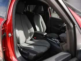 Peugeot 2008 (2024) thumbnail 9