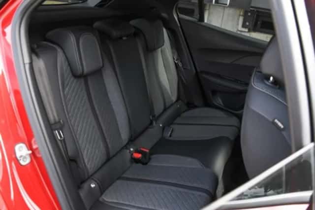 Peugeot 2008 (2024) thumbnail 10