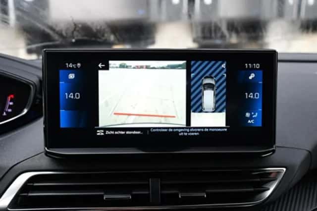 Peugeot 5008 (2024) thumbnail 19