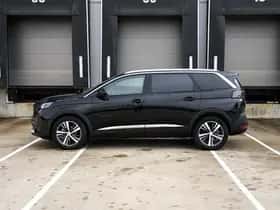 Peugeot 5008 (2024) thumbnail 3