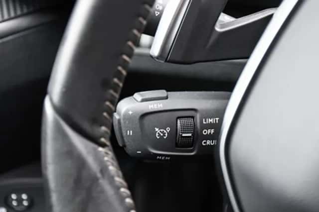 Peugeot 5008 (2024) thumbnail 29