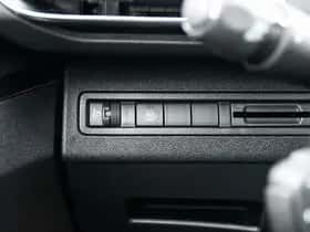 Peugeot 5008 (2024) thumbnail 30
