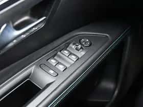Peugeot 5008 (2024) thumbnail 31