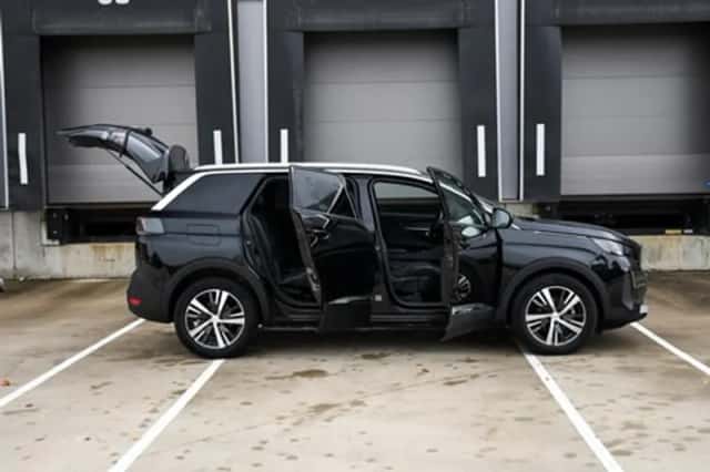 Peugeot 5008 (2024) thumbnail 33