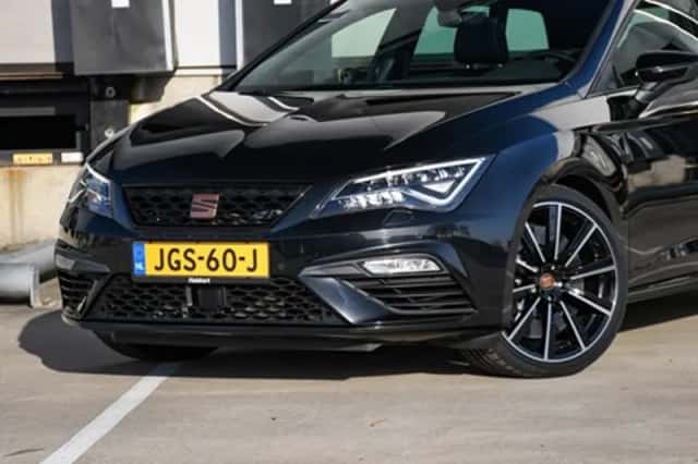 SEAT Leon (2020) thumbnail 2