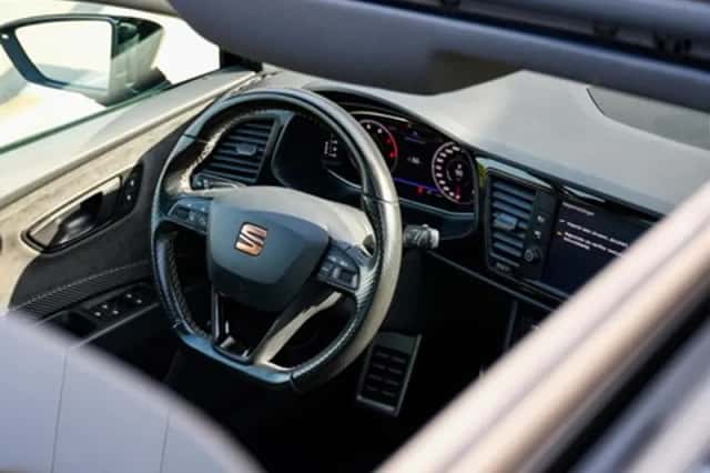SEAT Leon (2020) thumbnail 16
