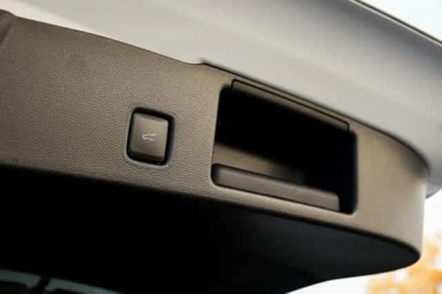 Ford Kuga (2025) thumbnail 17