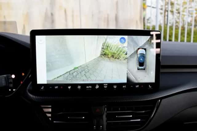 Ford Kuga (2025) thumbnail 27