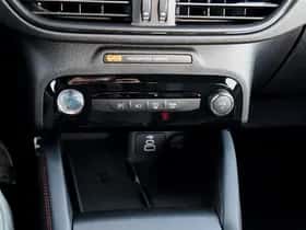 Ford Kuga (2025) thumbnail 32
