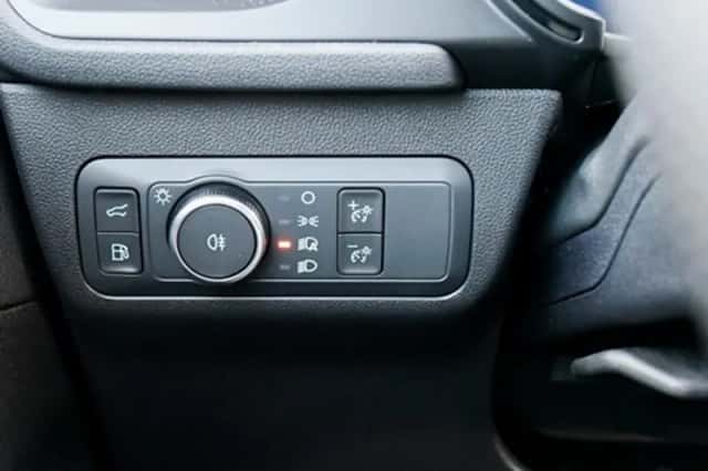 Ford Kuga (2025) thumbnail 39