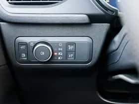 Ford Kuga (2025) thumbnail 39