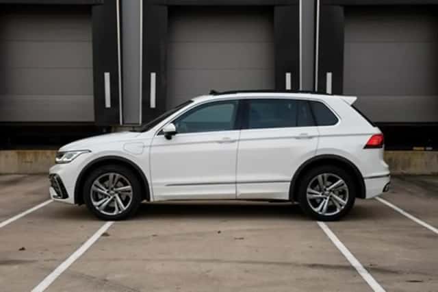 Volkswagen Tiguan (2023) thumbnail 4