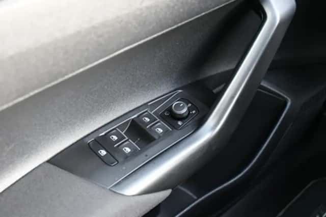 Volkswagen Taigo (2023) thumbnail 35