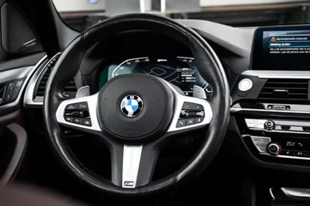 BMW X3 (2021) thumbnail 24