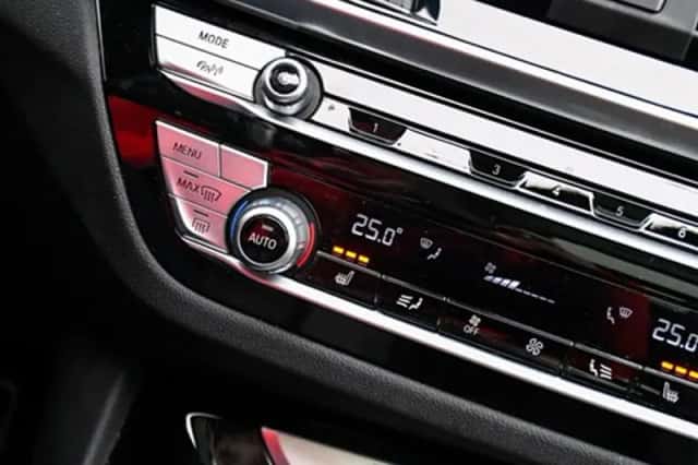 BMW X3 (2021) thumbnail 43