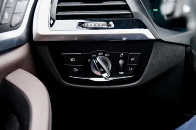 BMW X3 (2021) thumbnail 52