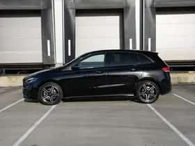 Mercedes-Benz B (2021) thumbnail 3