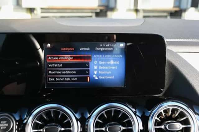 Mercedes-Benz B (2021) thumbnail 25