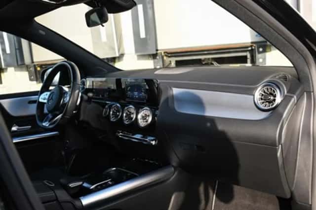 Mercedes-Benz B (2021) thumbnail 9