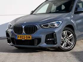 BMW X1 (2021) thumbnail 2