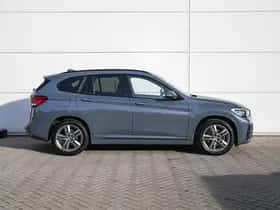 BMW X1 (2021) thumbnail 4