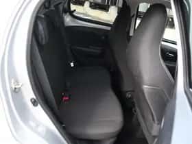 Peugeot 108 (2020) thumbnail 11