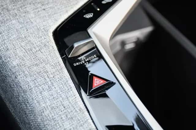 Peugeot 5008 (2025) thumbnail 27