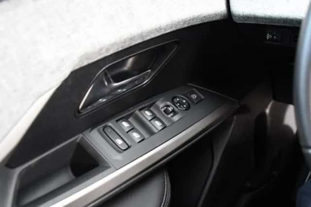 Peugeot 5008 (2025) thumbnail 32