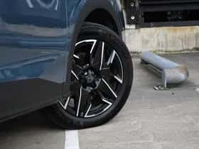 Peugeot 5008 (2025) thumbnail 7