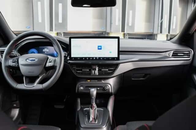 Ford Focus (2024) thumbnail 16
