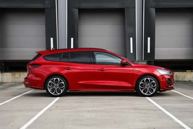 Ford Focus (2024) thumbnail 4