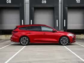 Ford Focus (2024) thumbnail 4