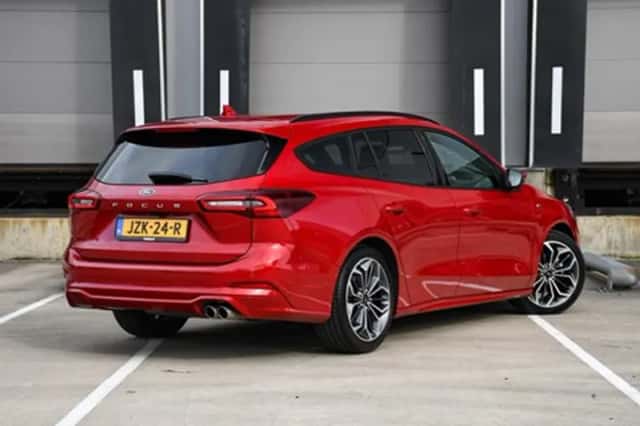 Ford Focus (2024) thumbnail 5