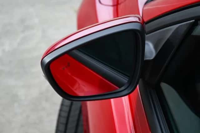 Ford Focus (2024) thumbnail 8